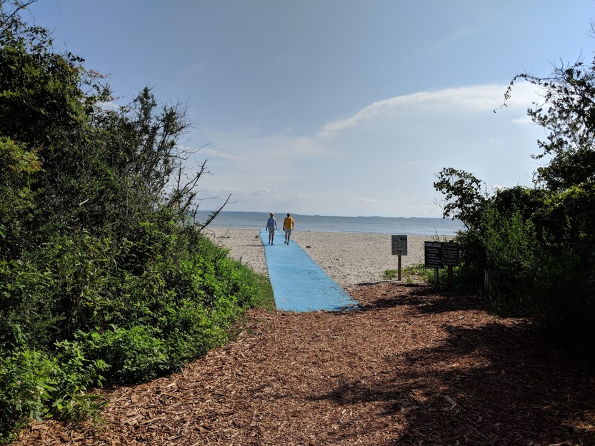 Beach entrance near Fish Haul Beach Park
