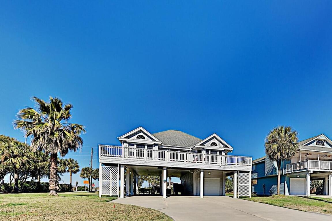 Pirates Beach Home Mimosa Manor - Walk to Gulf home photo