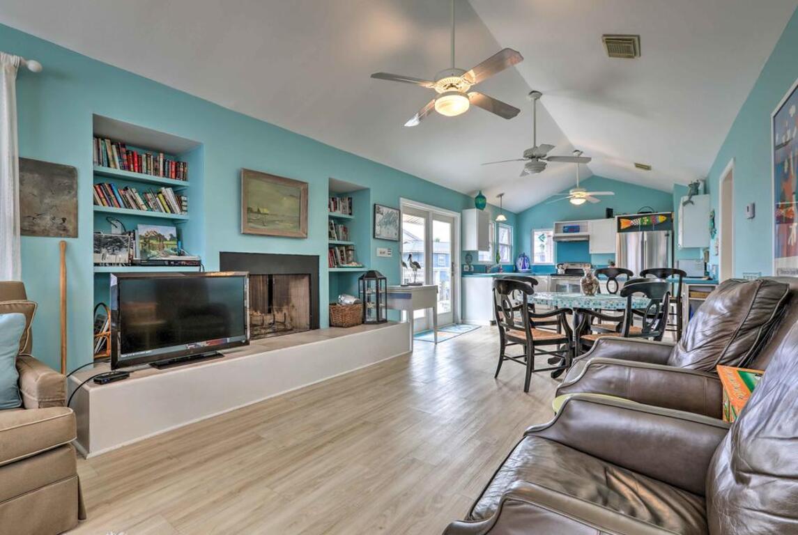 Updated Galveston Home with Deck - 150 Ft to Beach! photo