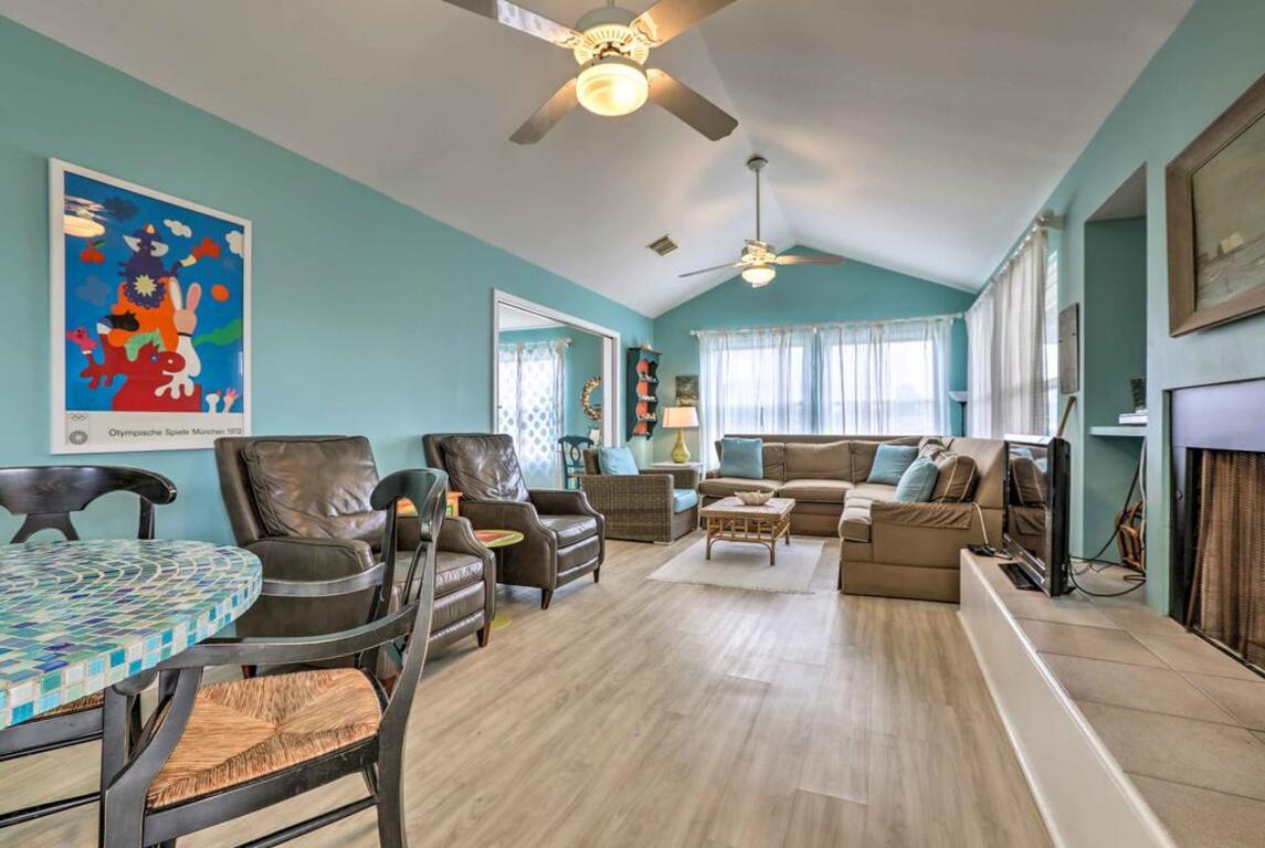 Updated Galveston Home with Deck - 150 Ft to Beach! photo