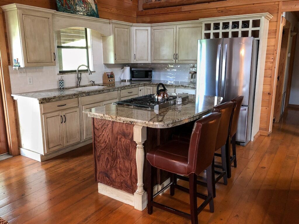 Experience Louisiana, Cabin on Bayou Petite Anse, centrally located in Acadiana photo