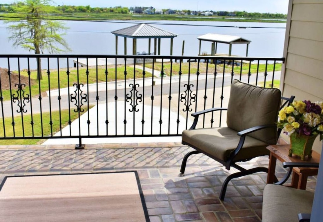 King Beds, Riverside, Close to Historic Downtown, Casinos, Boardwalk, Food photo