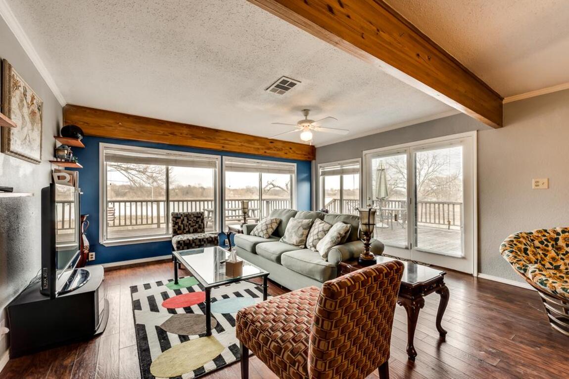 Beautiful Lake Lewisville Waterfront Retreat photo