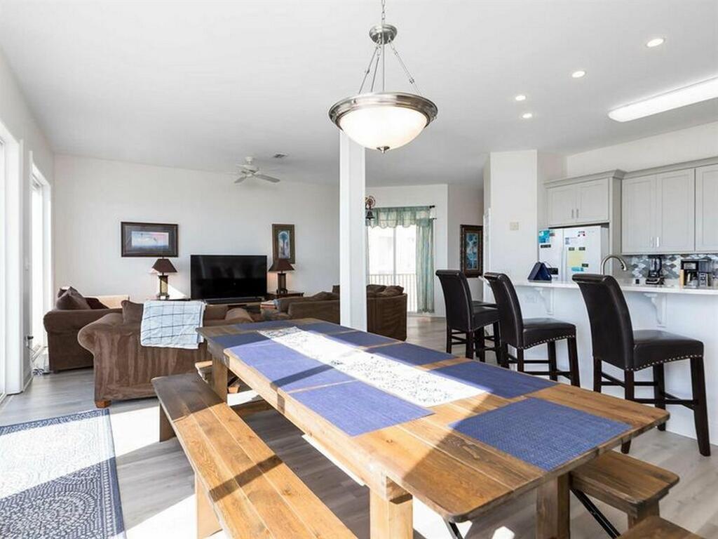 Courageous by Meyer Vacation Rentals photo