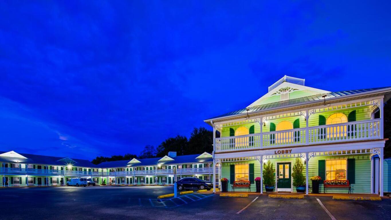 Key West Inn - Fairhope photo