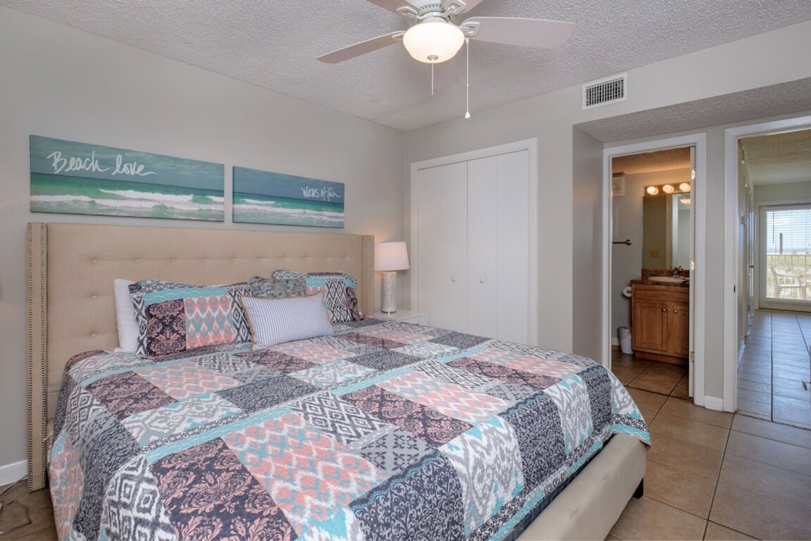 Beach Level Condo-Very Clean!!!Great Location!!! photo