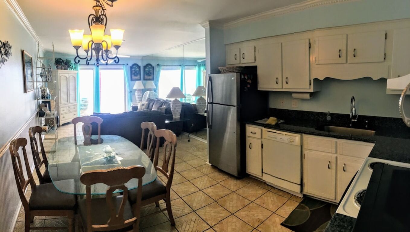 Beach Front Condo with great view convenient location!! Professionally cleaned. photo