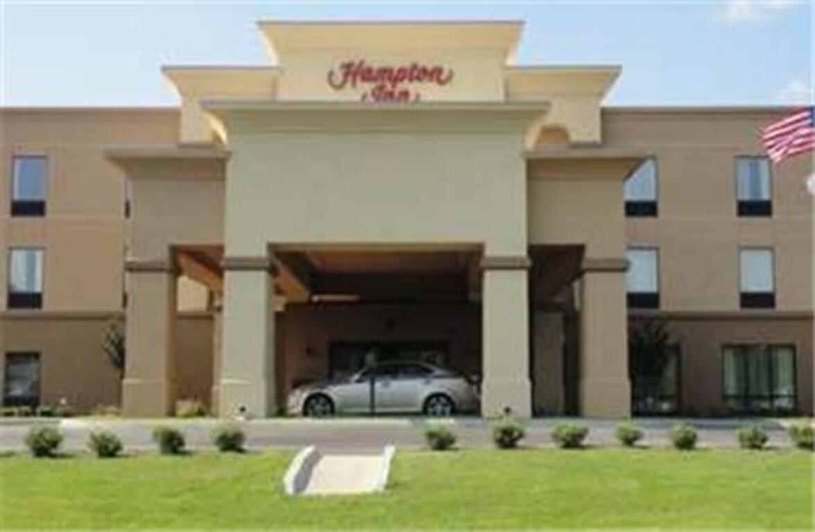 Hampton Inn Ozark photo