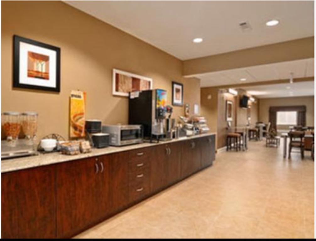 Microtel Inn & Suites by Wyndham Ozark photo