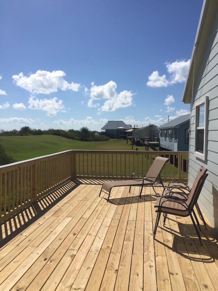 Cozy beachfront house in Grand Isle, LA photo