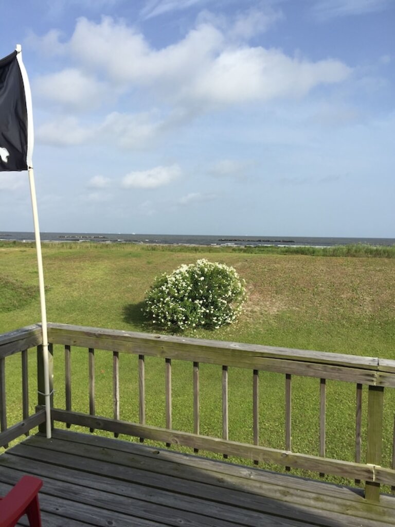 Cozy beachfront house in Grand Isle, LA photo