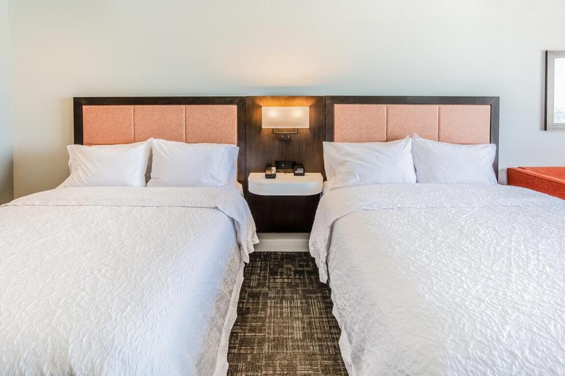 Hampton Inn Pensacola Beach photo