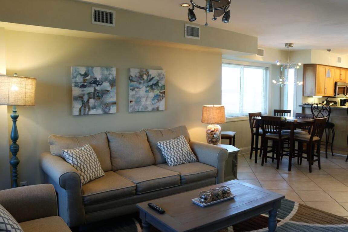 SD16- Casual Spacious Beach Condo photo