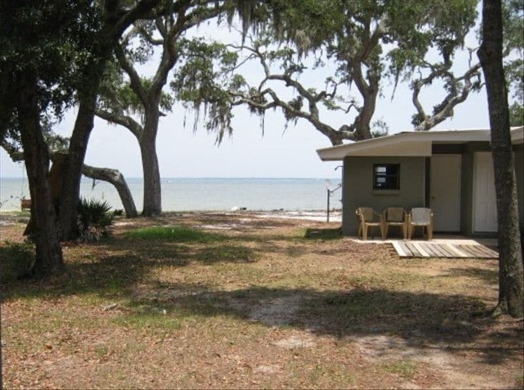 Cottage on Perdido Bay. Right on the Water, Big Trees, Quiet. photo