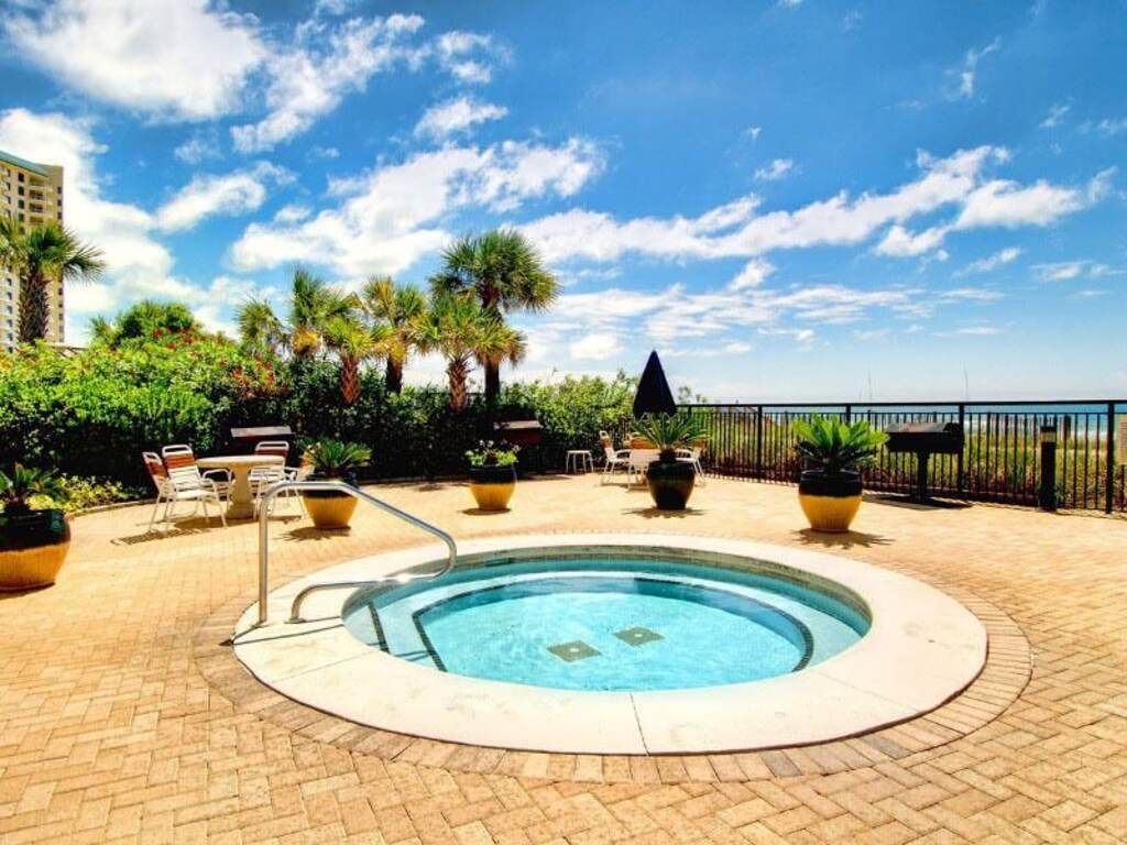LIMITED April, May, June dates available! Spacious BEACHFRONT end unit @Palacio photo
