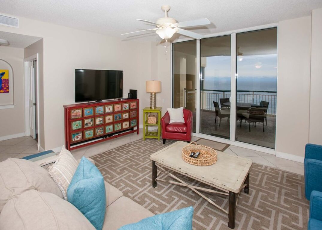 Newly updated--beach front---pet friendly--White Sand Beach--It Is Beach Time photo
