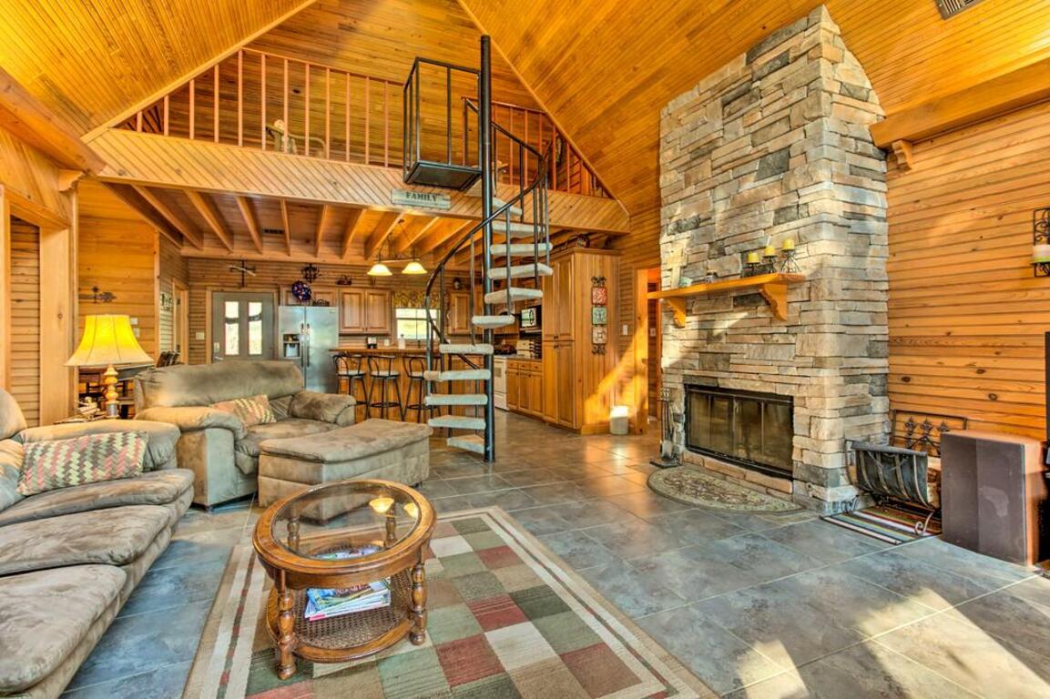 Lakefront Toledo Bend Cabin with Dock and Grill! photo