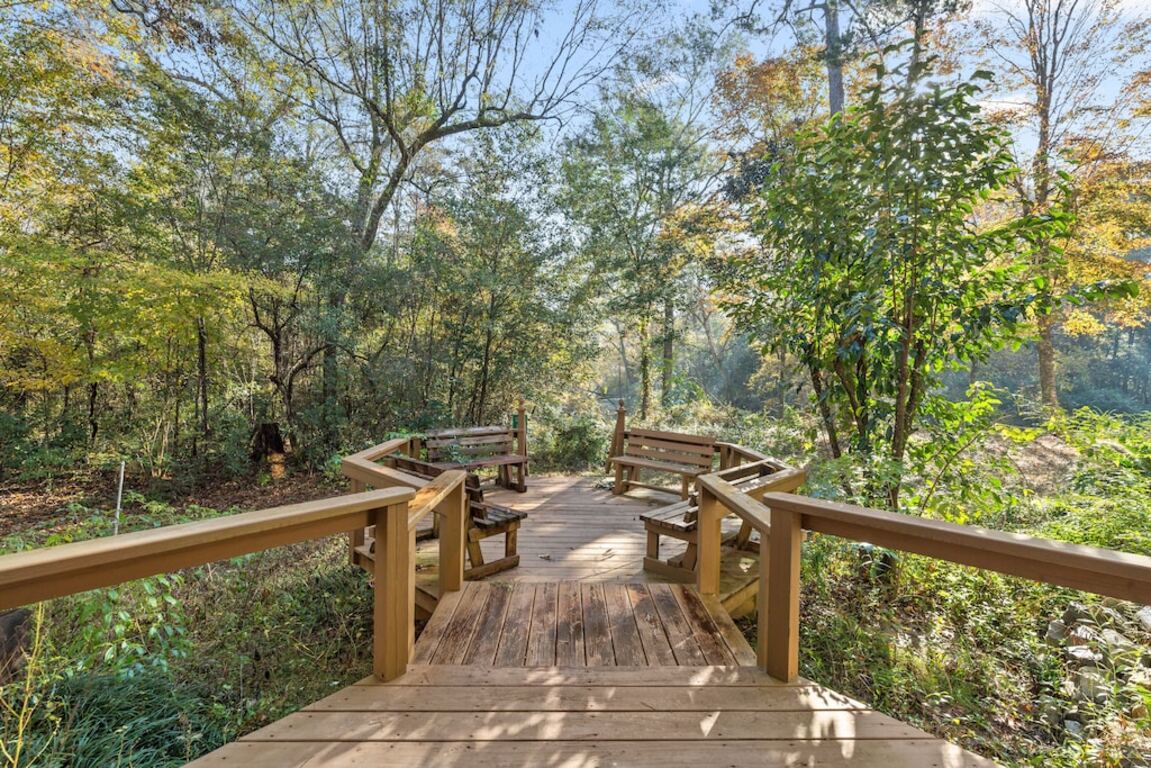 Breathtaking, Wooded River Retreat " Isle Of View" photo