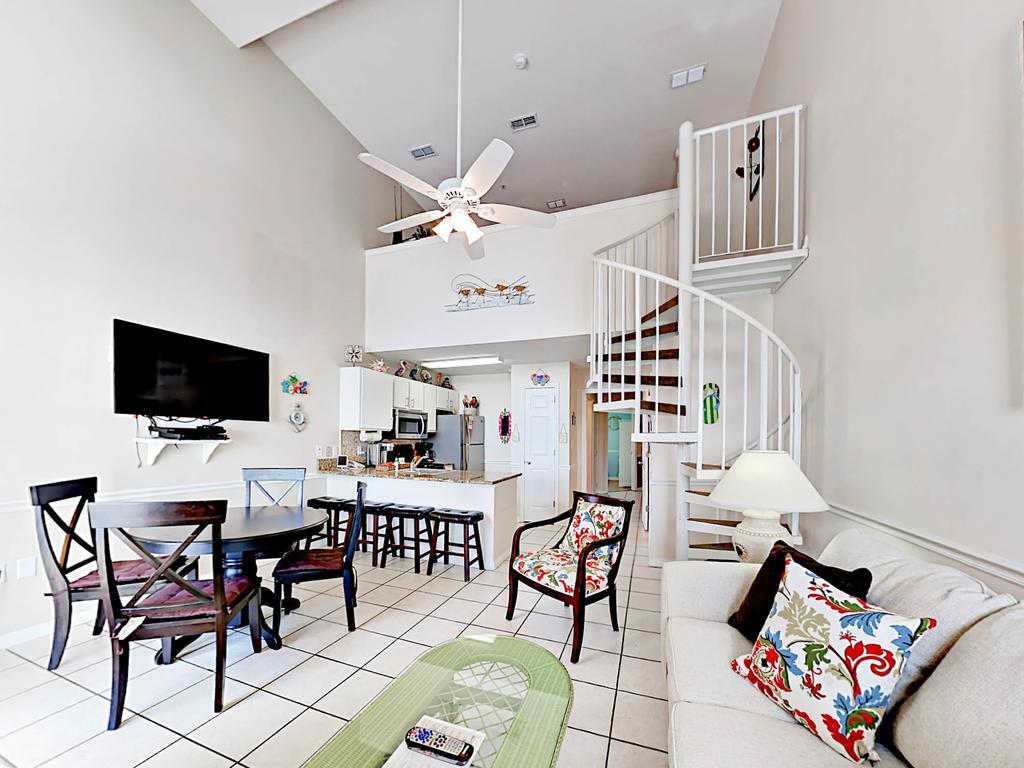 Gulf Shores Pool Condo photo