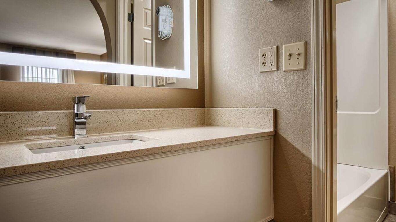 Best Western Catalina Inn photo