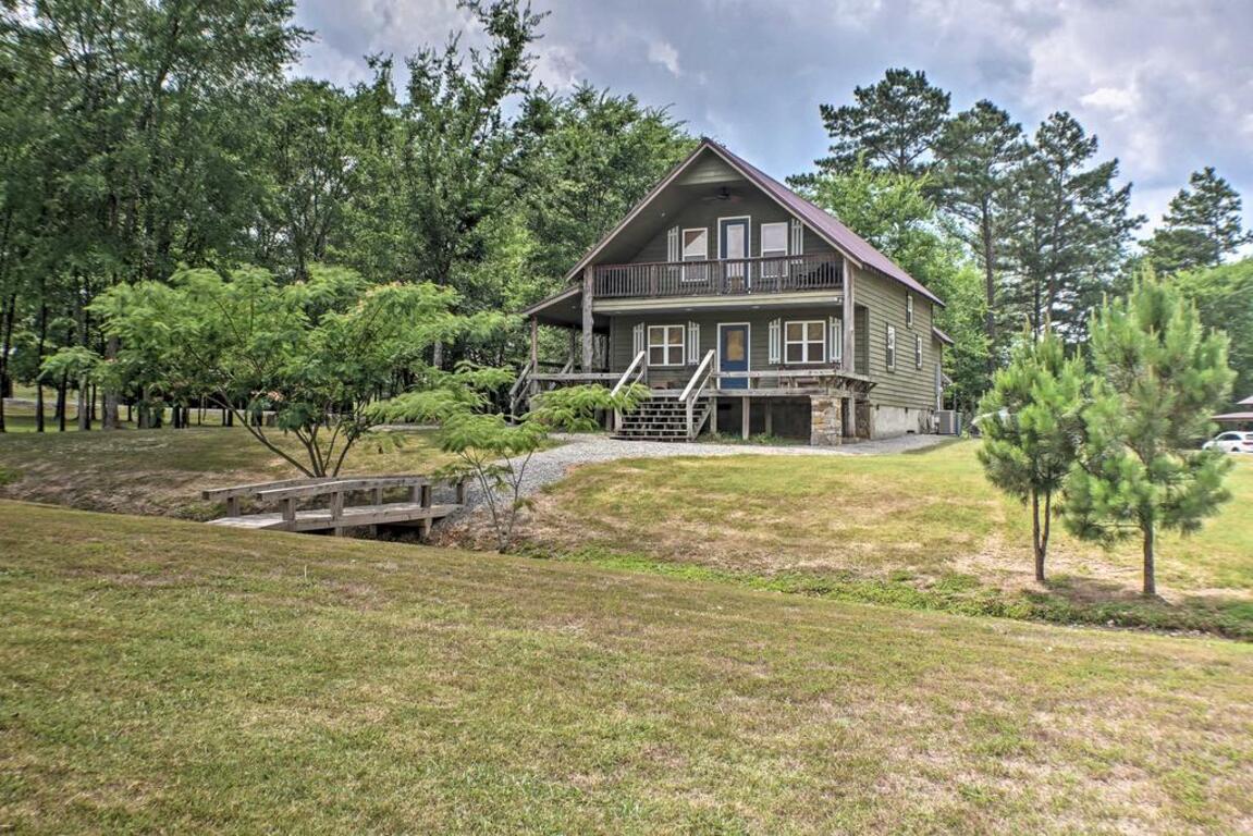 Guntersville Cabin with Fire Pit, Walk to Lake! photo