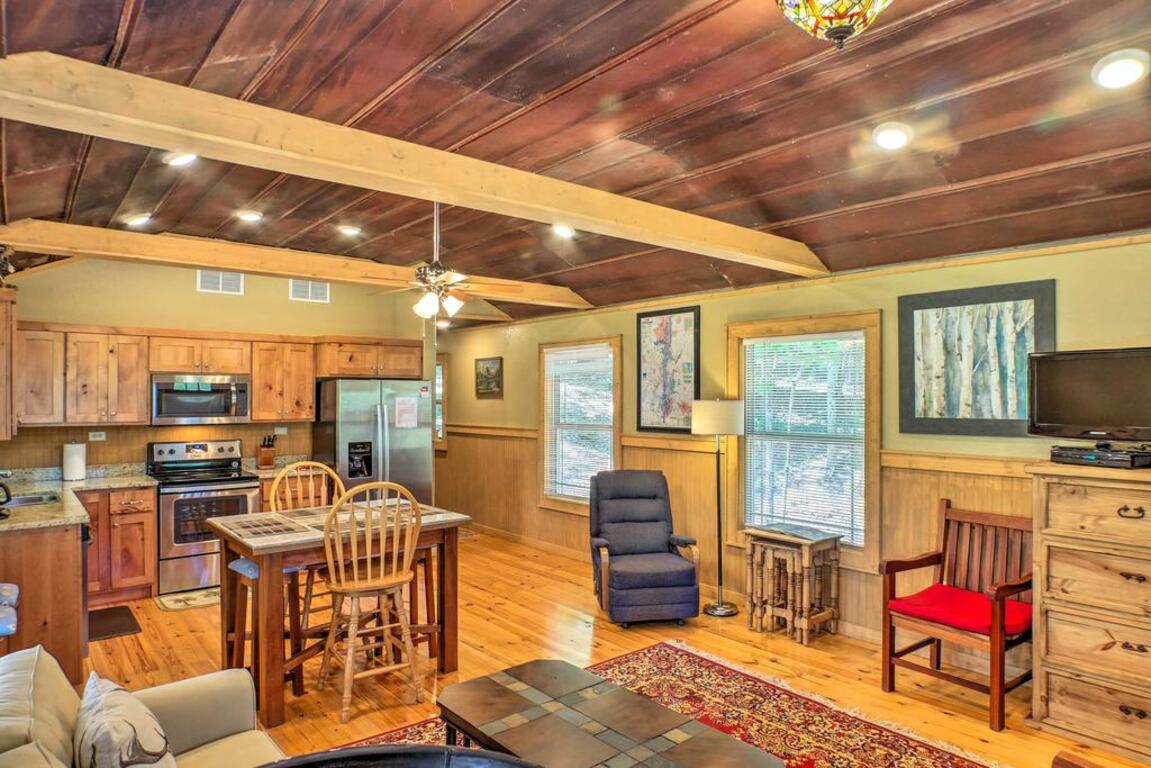 Guntersville Lake Cabin with 3 Fishing Ponds! photo