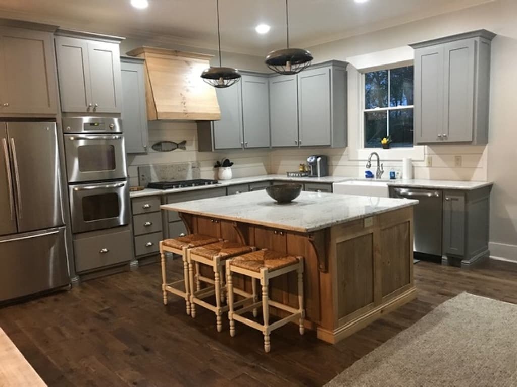 NEW CONSTRUCTION! Lakefront house, Sleeps 16, LOTS OF PARKING SPACE photo