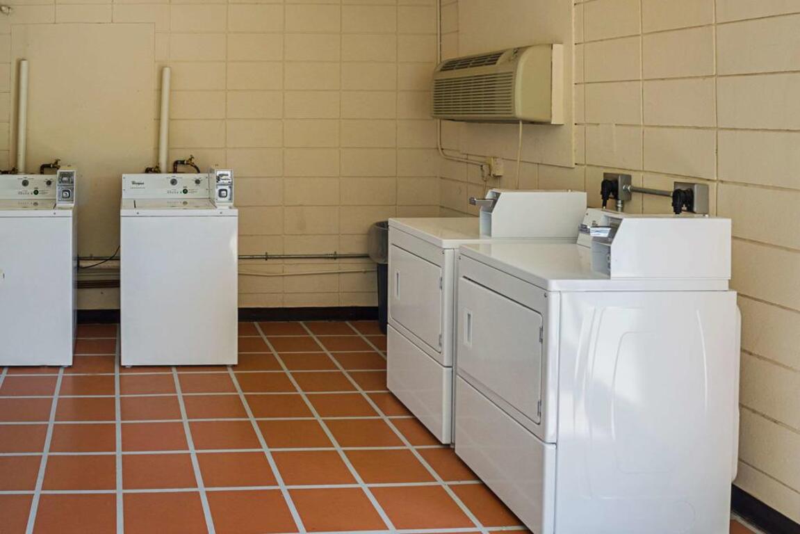 Quality Inn Biloxi Beach photo