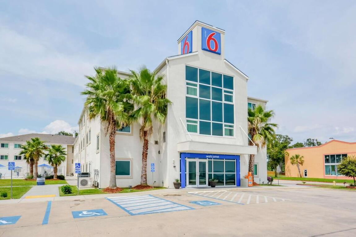 Motel 6-Biloxi, MS - Beach photo