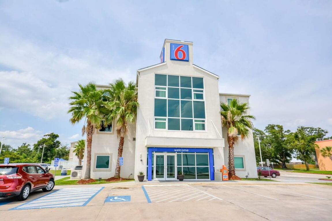 Motel 6-Biloxi, MS - Beach photo