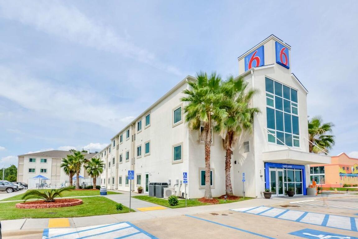 Motel 6-Biloxi, MS - Beach photo