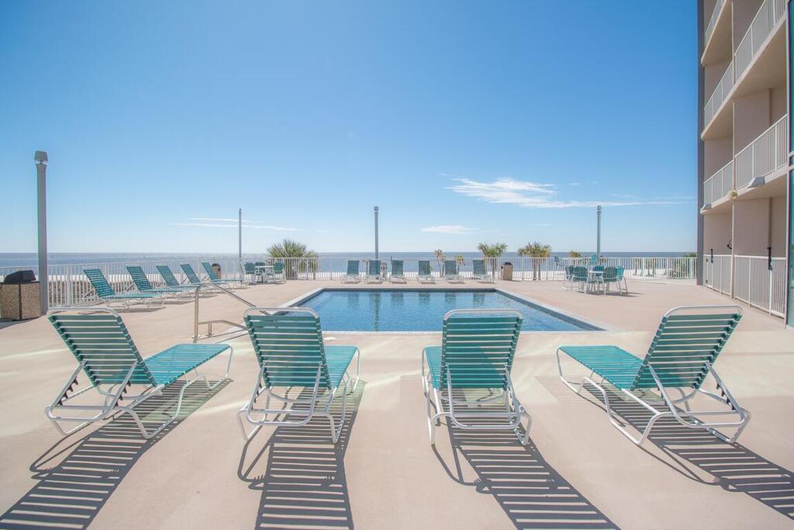 Sea Breeze by Biloxi Beach Resort Rentals photo