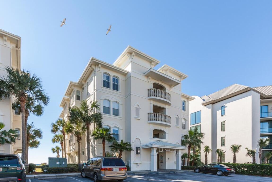 Chic Gulf-Front Condo #C302 Condo photo