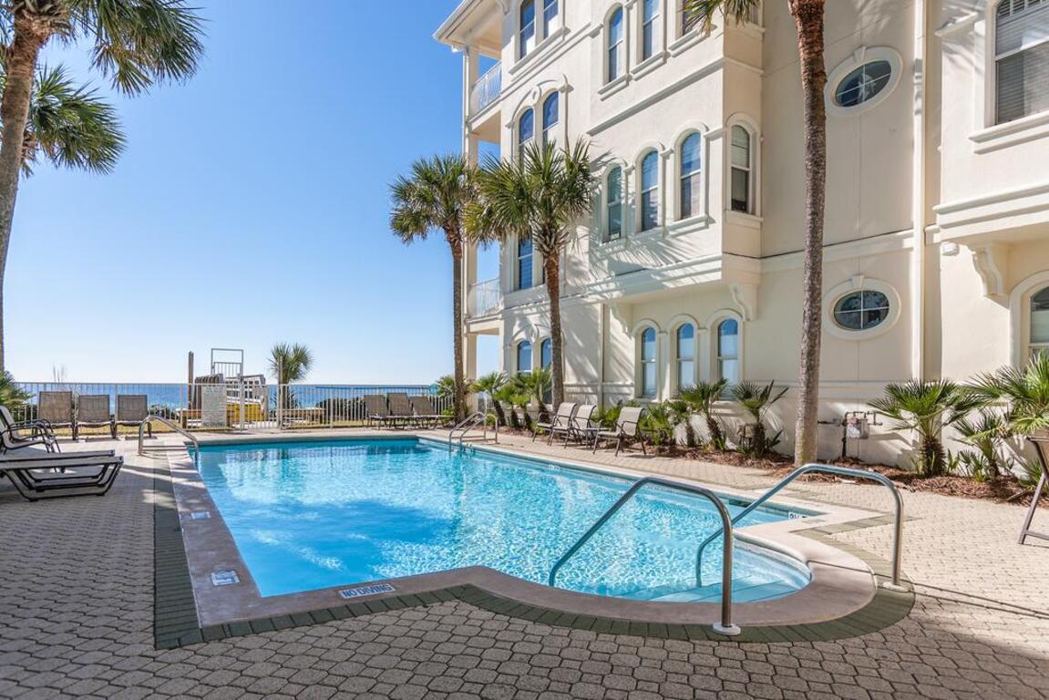 Chic Gulf-Front Condo #C302 Condo photo