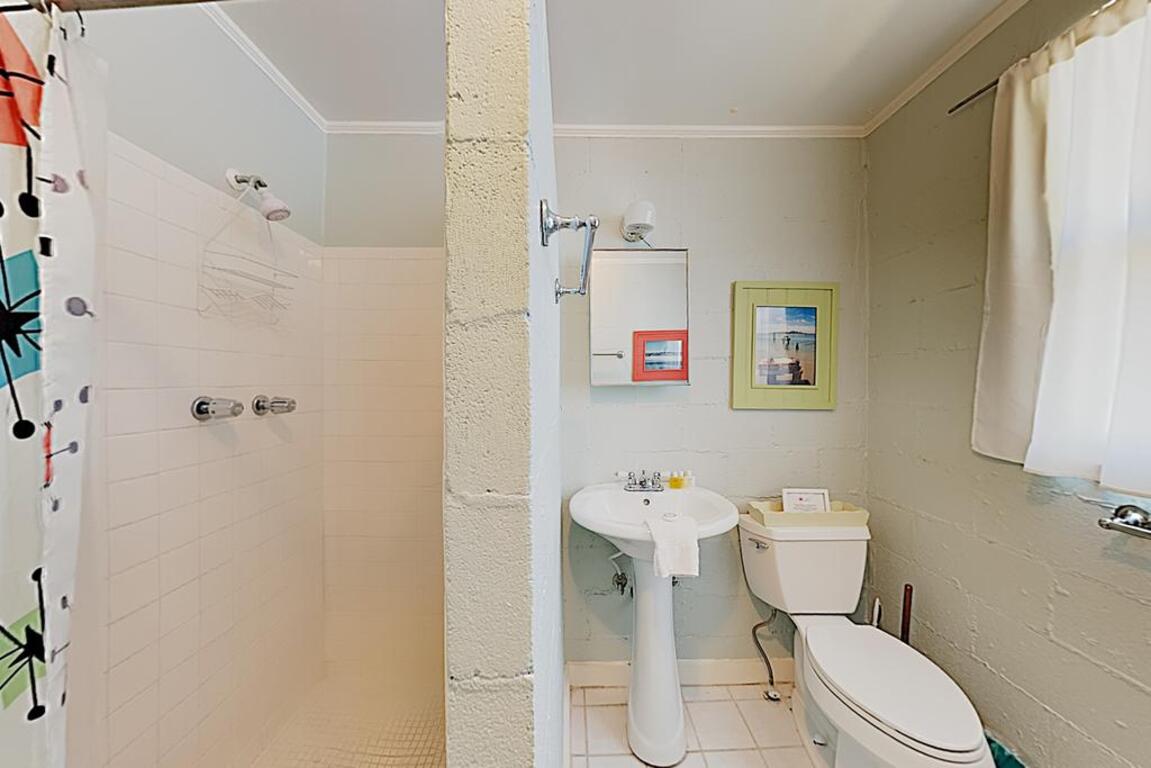 New Listing! Drift Inn: Beachside Cottage w/ Porch home photo