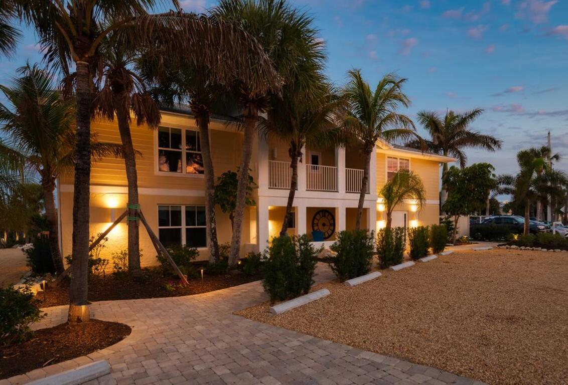 Escape Casey Key photo