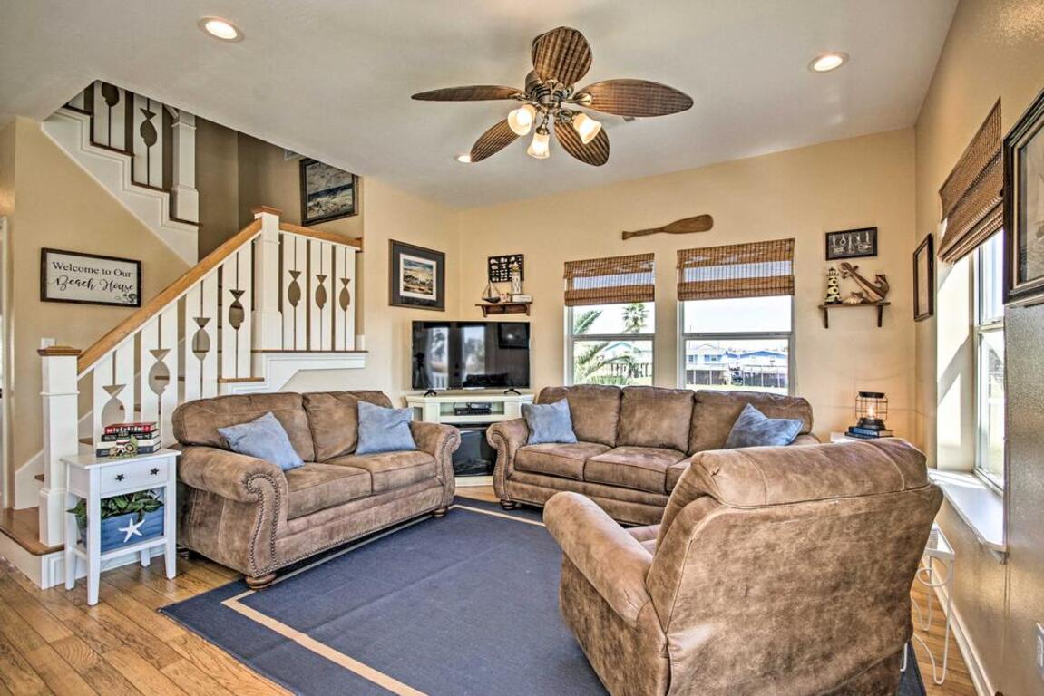 Cozy Surfside Beach House with Deck and Gulf Views! photo
