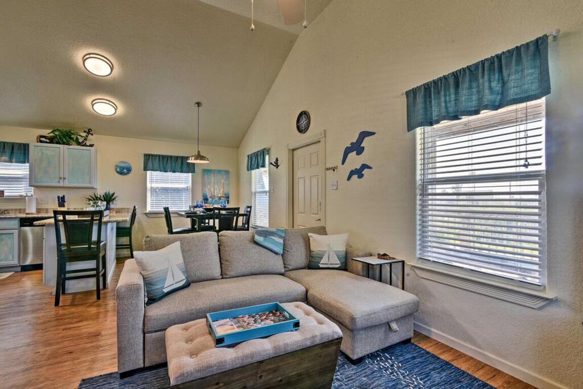 Surfside Beach Retreat with Deck Walk to Beach photo
