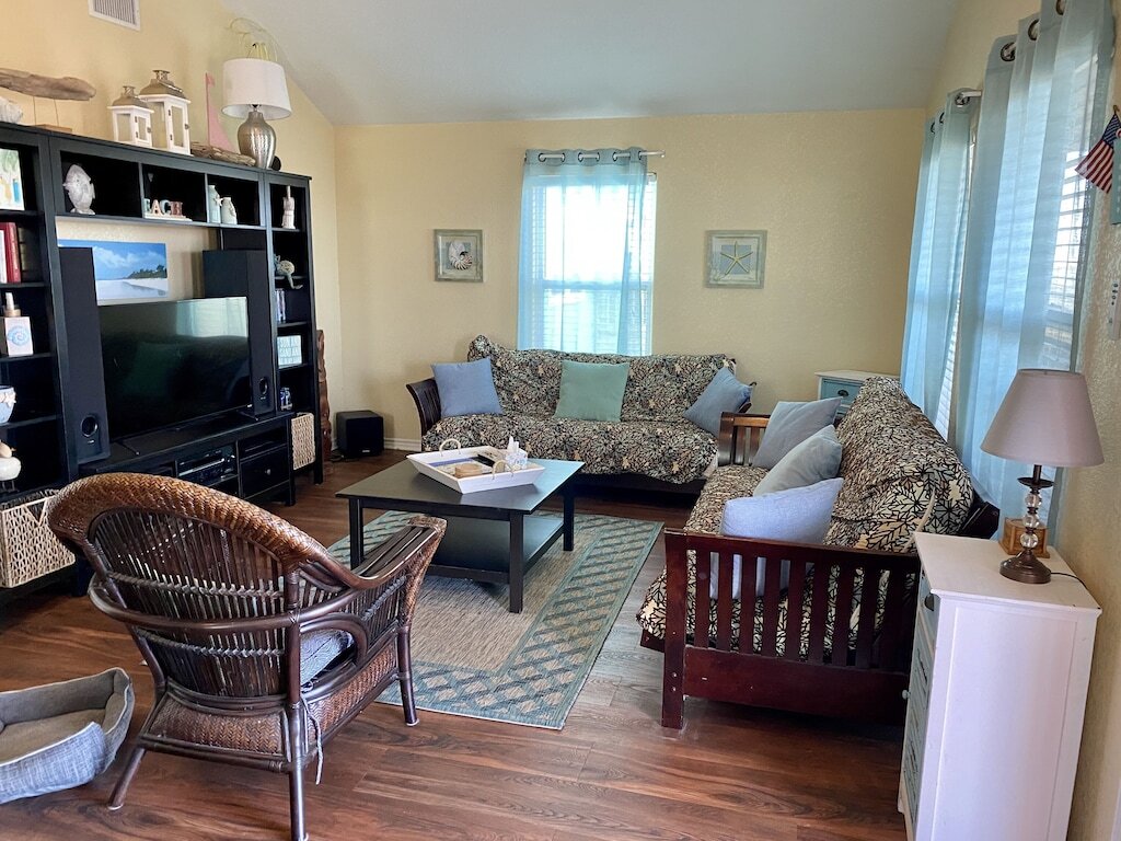 Beautiful Surfside Beach Vacation Spot, pet friendly. photo