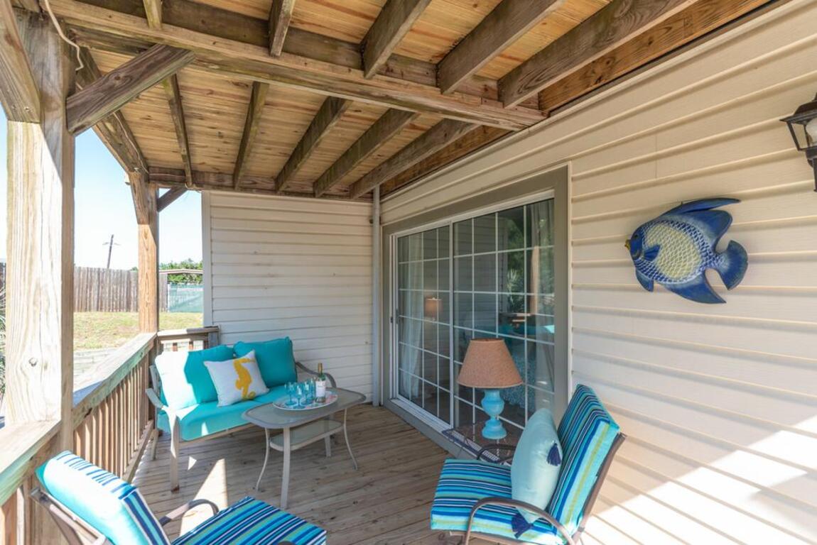 Seawalk Cottage photo