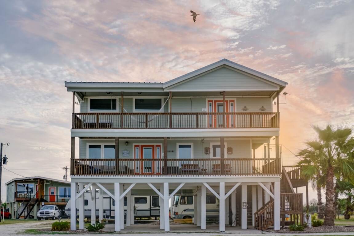 Bay Front Home on Magnolia Beach photo