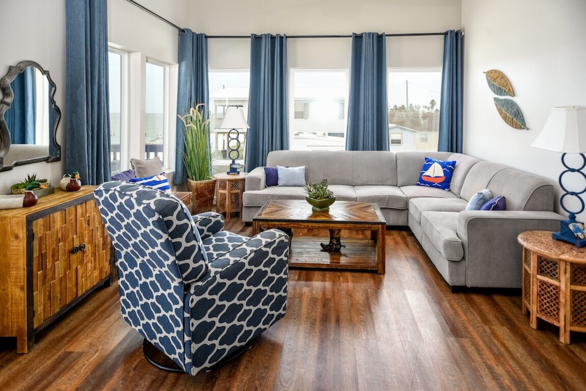 Bay Front Home on Magnolia Beach photo