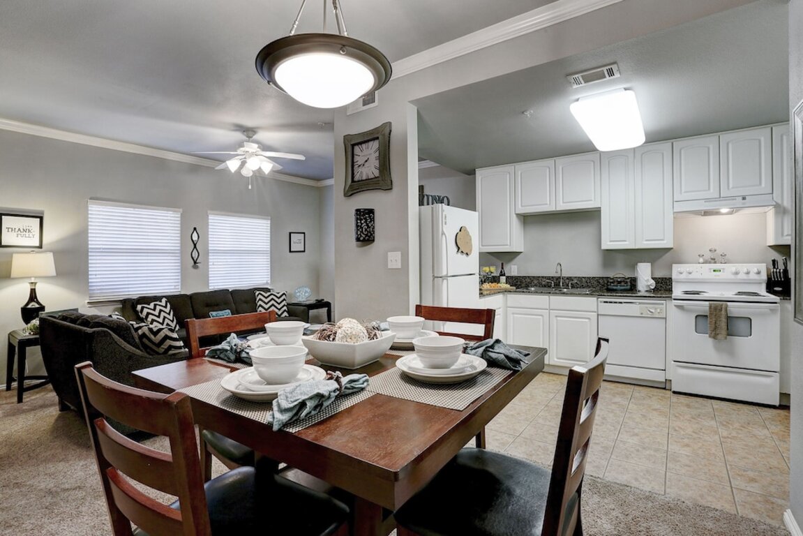 STAY ON THE BEACH!!! BEAUTIFUL BOUTIQUE PROPERTY!!! photo