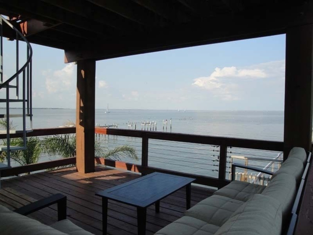Kemah Seaside Retreat next to Kemah Boardwalk - Last Minute Deal, Call For Rates photo