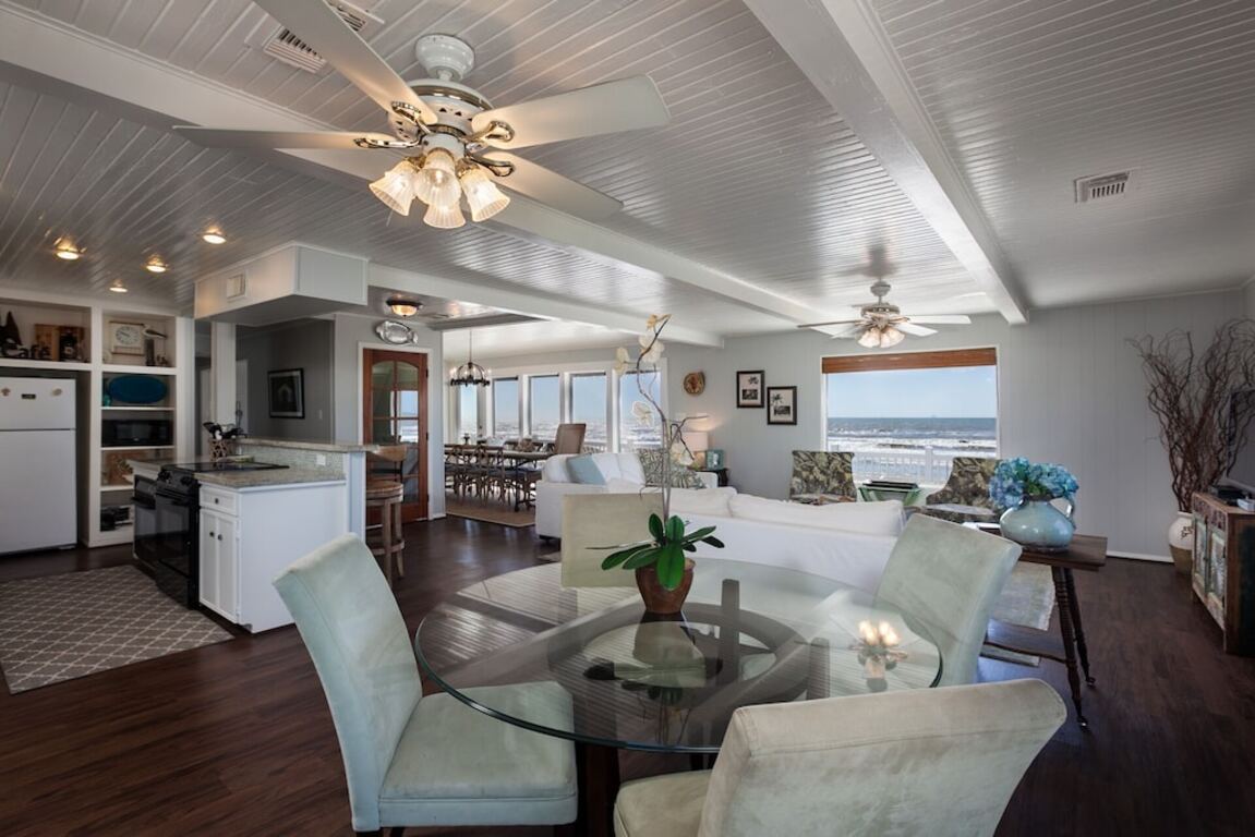Bermuda Blue Beachfront! Amazing views! photo