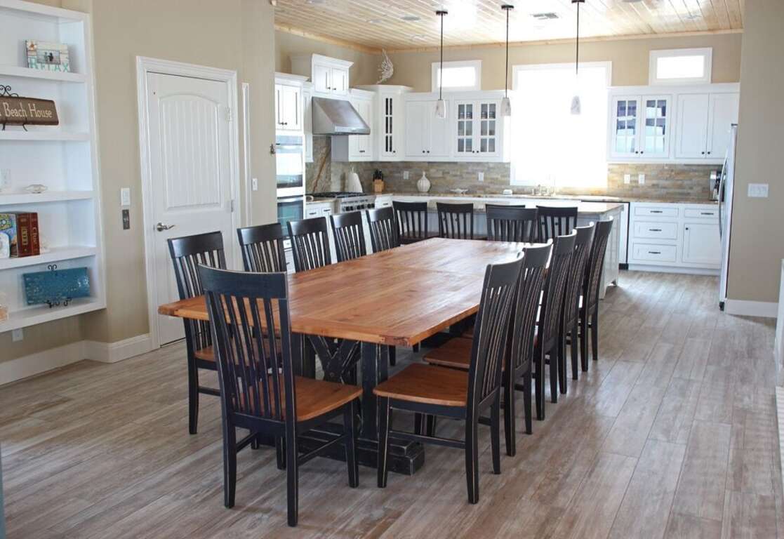 Beautiful 6 Bedroom Beachfront Home with Panoramic Ocean and Beach Views photo