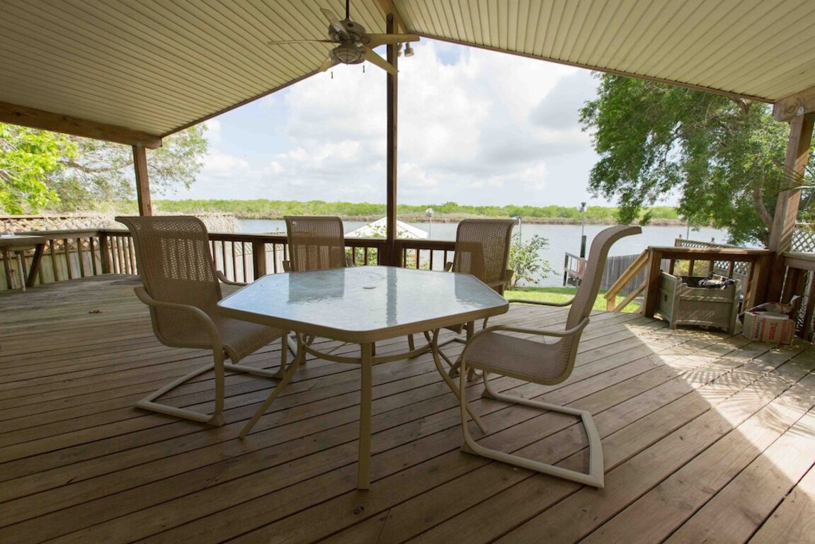 Arroyo City Waterfront - 4 bedrooms - 3 bathrooms - **Downriver** photo