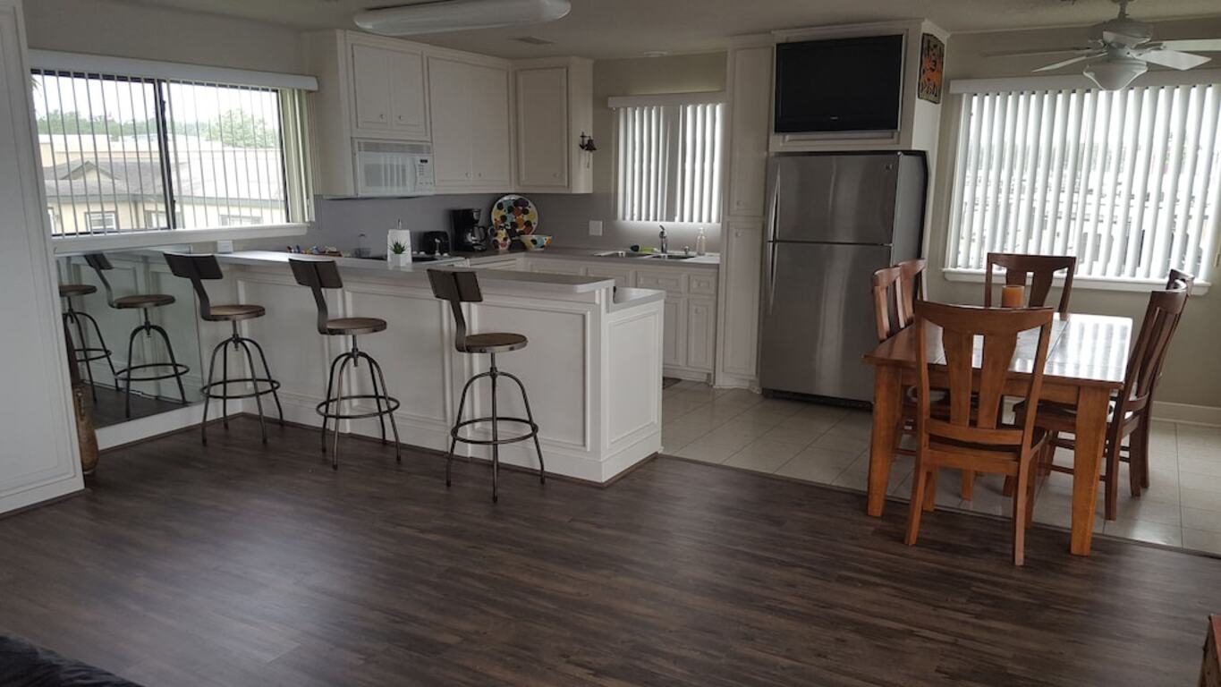 Lakefront Home - Private Fishing Pier - walk to stores & restaurants photo
