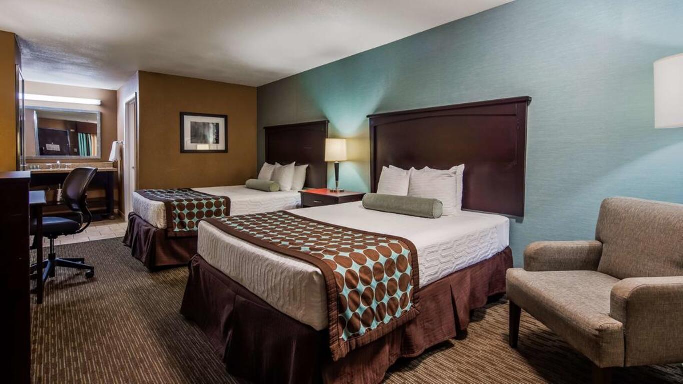 Best Western Huntsville photo