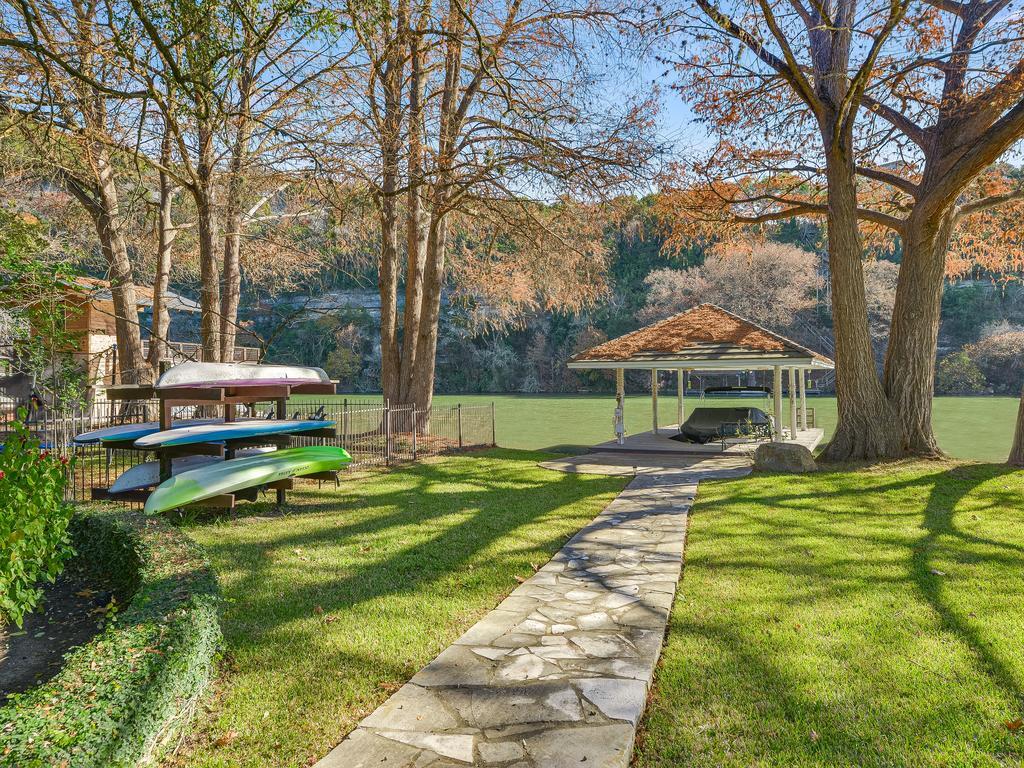 THE ARRIVE LEGACY ESTATE ON LAKE AUSTIN estate photo